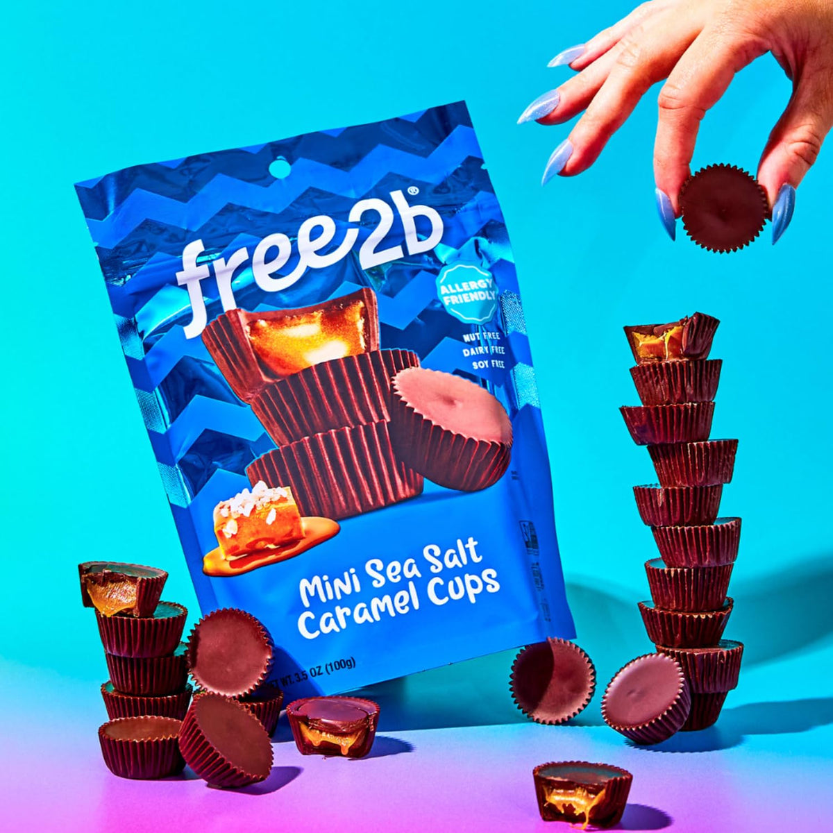 Free 2b sea salt crystals close-up highlights caramel flavor.