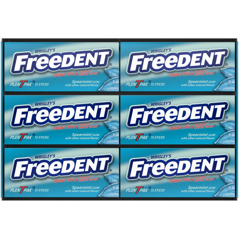Closeup of 15-stick Freedent pack highlighting nonstick spearmint flavor