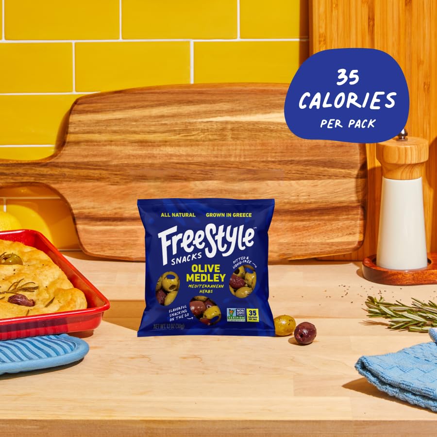 Freestyle Snacks liquid-free pouch inside, easy access without spills.