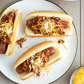French's Chili-O Onion spice blend bottle for quick weeknight meals