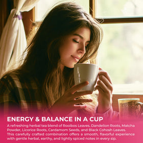 FreshDrinkUS menopauseSlim matcha powder detail emphasizes vibrant color and quality.