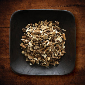 Frontier Co-op dandelion root bulk bag opened for infusion and recipes.