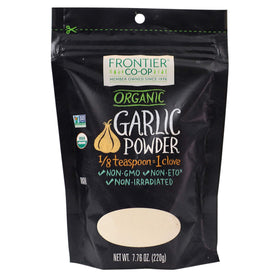 Frontier Co-op garlic powder bag front view, showcasing organic seasoning for flavorful cooking.