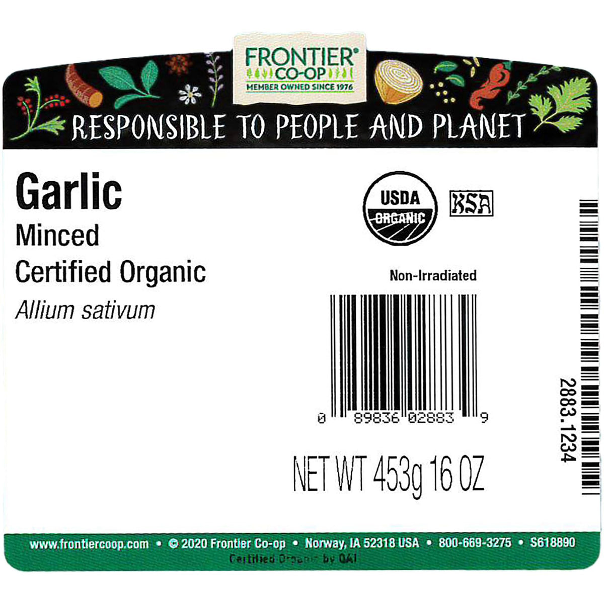 Frontier Co-op organic garlic flakes close-up, rich aroma ready to elevate sauces.