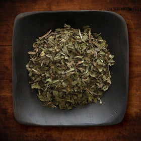 Frontier Co-op Peppermint leaf aroma close-up boosts culinary experimentation