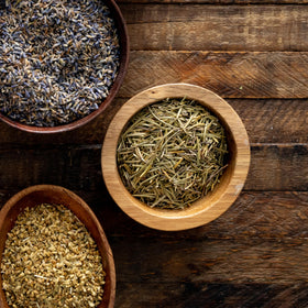 Rosemary leaf in bread dough aroma for baked goods and stews.