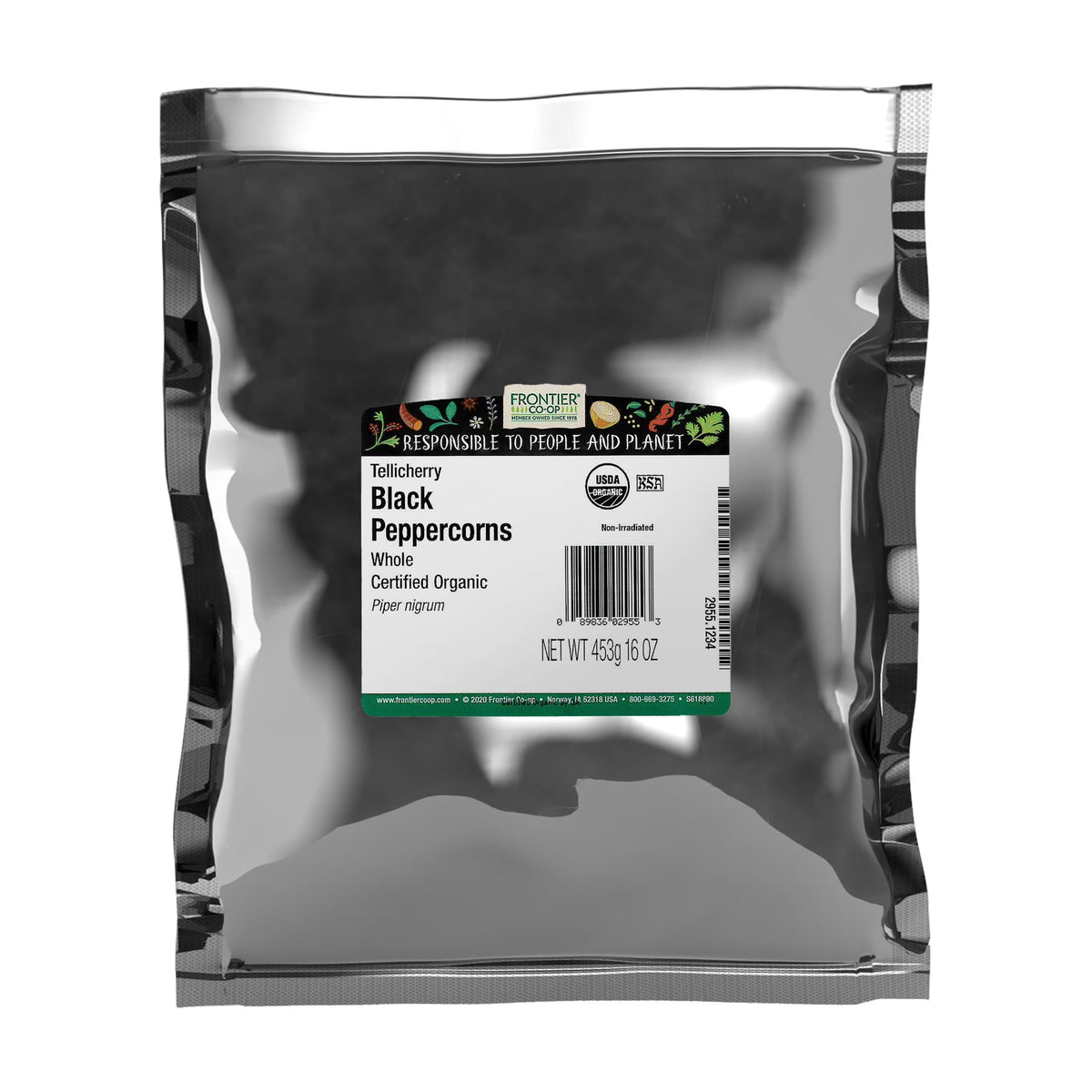 Frontier Co-op Tellicherry peppercorns whole bulk bag for cooking and refills