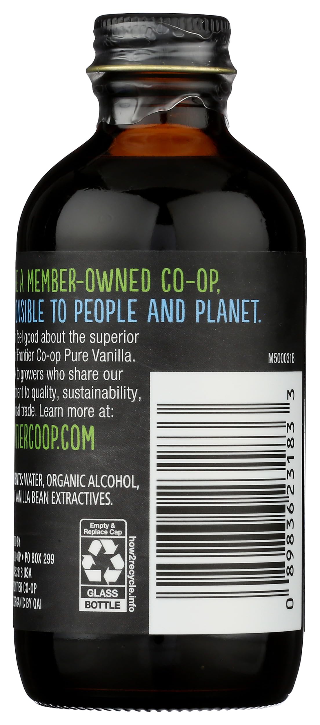 Frontier Co-op vanilla extract bottle pour captures aroma ideal for coffee and syrups.