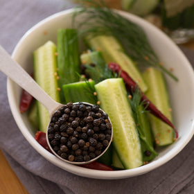 Frontier Co-op Piper nigrum L. peppercorns for everyday seasoning