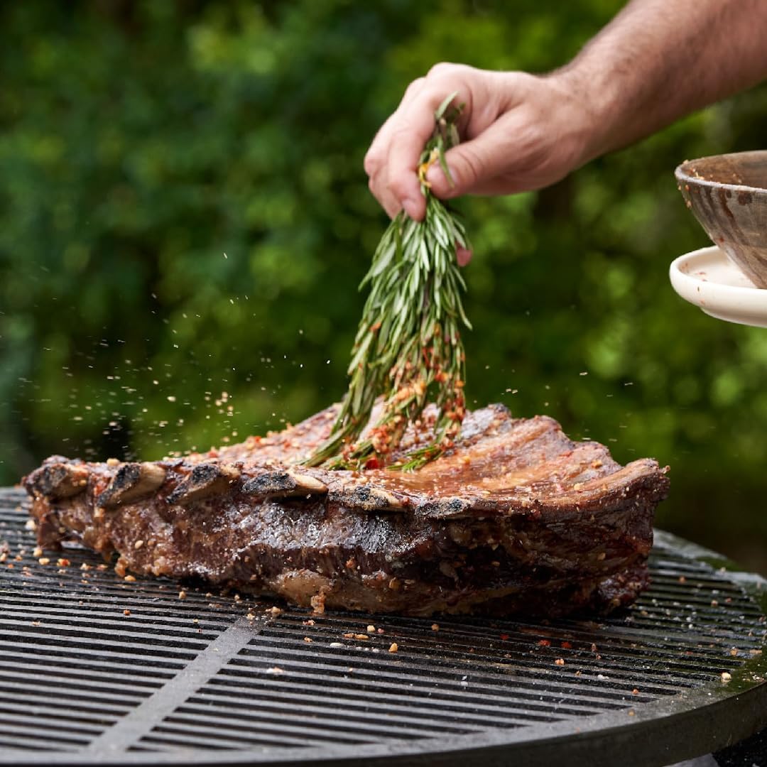Frugoni Asado rub on grilled poultry, enriching aroma and tenderness.