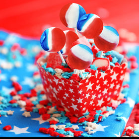 Fruidles resealable bag keeps patriotic lollipops fresh