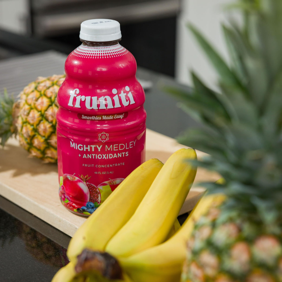 Fruniti Superfruit Medley berries close-up showcases vibrant color and freshness