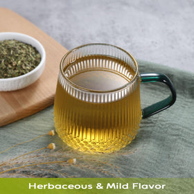 FullChea fig leaves iced tea offers a refreshing afternoon option.