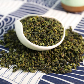 FullChea Oolong steeping in cup delivering a smooth, fragrant infusion