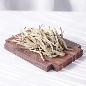 FullChea tender buds harvest highlights premium selection for a delicately balanced cup.