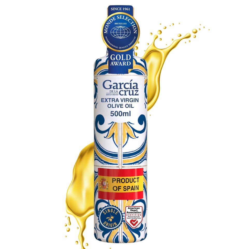 Garcia de la Cruz 1872 bottle with pour spout, ideal for drizzling over salads.