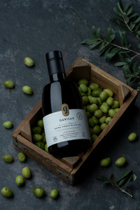 Garisar flavor notes of nuts and fruits invite everyday meals.