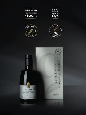 Garisar polyphenols-rich olive oil pour highlights versatility for dressings.