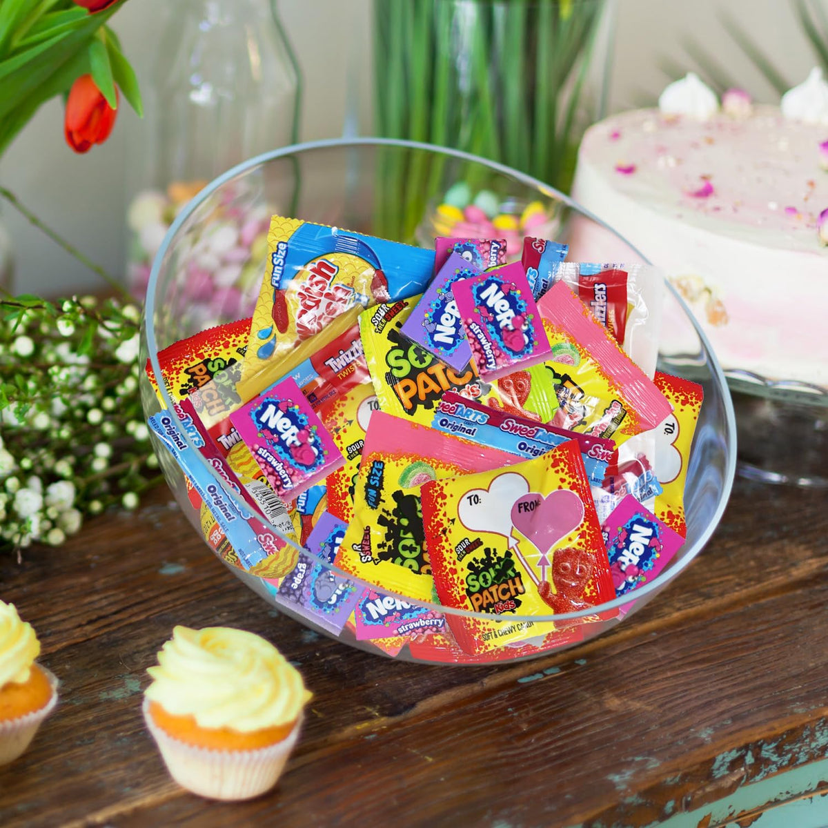 Geeoollah colorful candy variety for kids' parties and office snacking.