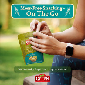 Close-up of Gefen garlic thyme olives, convenient ready-to-eat packaging.