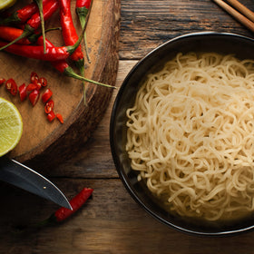 Gefen ramen vegetable flavored noodle bowl assembly, ready-to-prepare pantry staple.