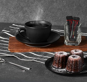 Generic Dark Roast Americano sticks 0.9g portions highlight precise, mess-free serving.