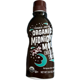 Generic Midnight Moo chocolate drizzle on dessert plate.