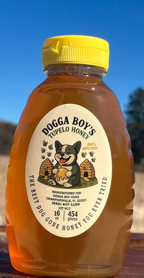 Generic Tupelo Honey from swamp sources showcases authentic provenance and purity.
