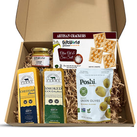 GiftWorld cheese gift basket presentation box showcasing premium assortment ready for gifting.