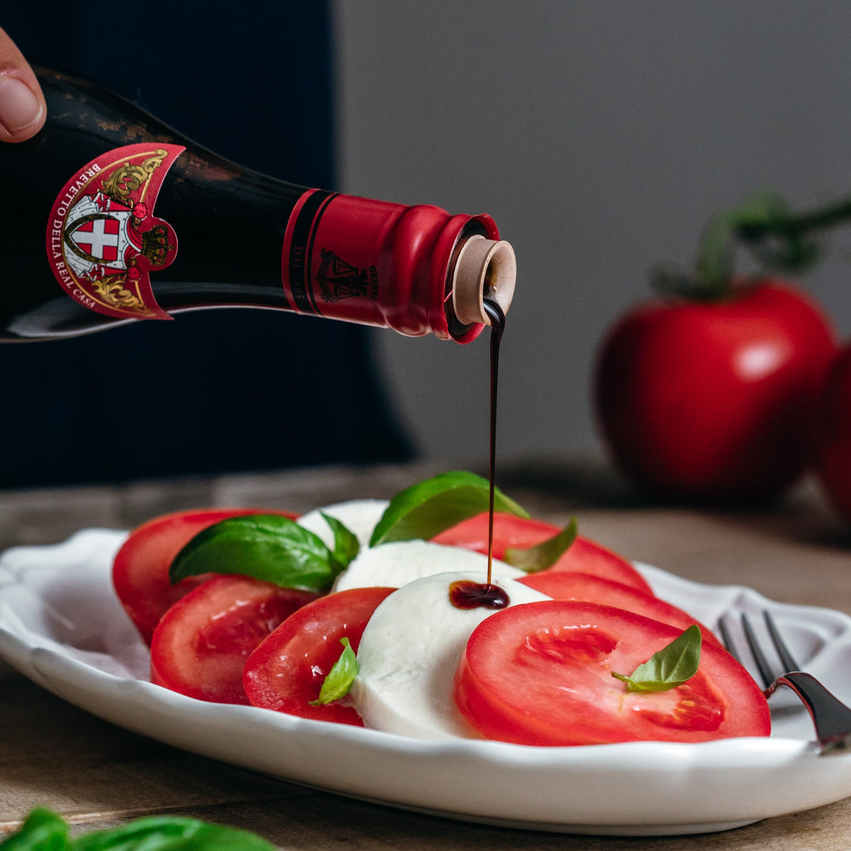 Elegant Giusti packaging highlights heritage dating to 1605.