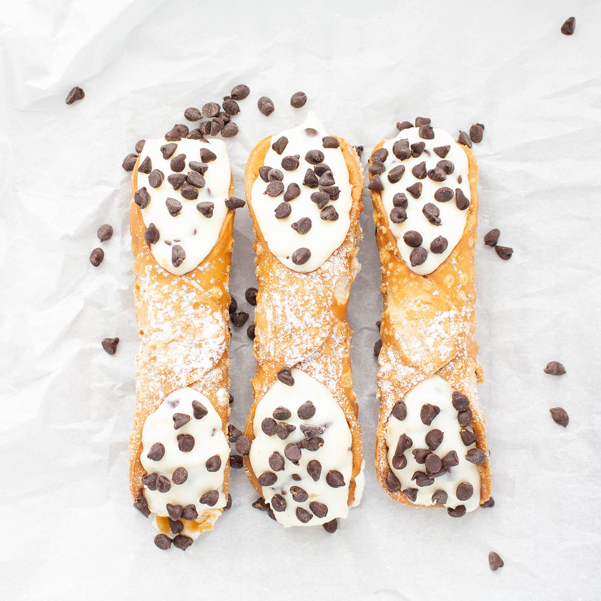 Giusto Sapore Cannoli shells fried to golden-brown perfection for classic crunch.