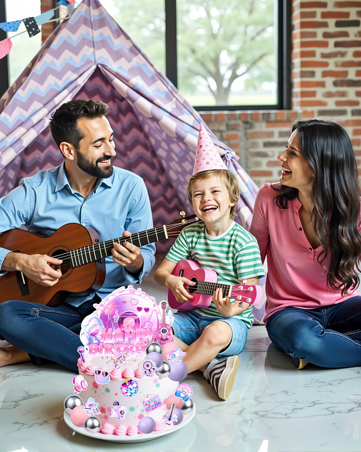 Glavatrix singing star design topper stands out on celebration cakes
