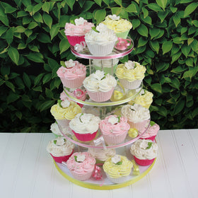 Global Sugar Art box shows 24 blossoms for bulk decorating