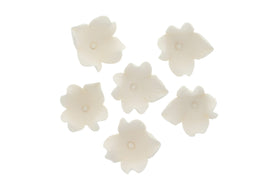 Global Sugar Art Hydrangea blossom sugar flowers as ornamental wedding accents.