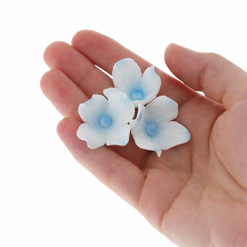 Global Sugar Art hydrangea blossom unwired, ready to decorate cupcakes