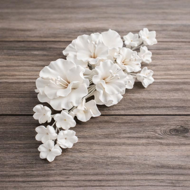 Global Sugar Art Sugar Blossom Cake Spray highlights delicate gumpaste detail for professional results.