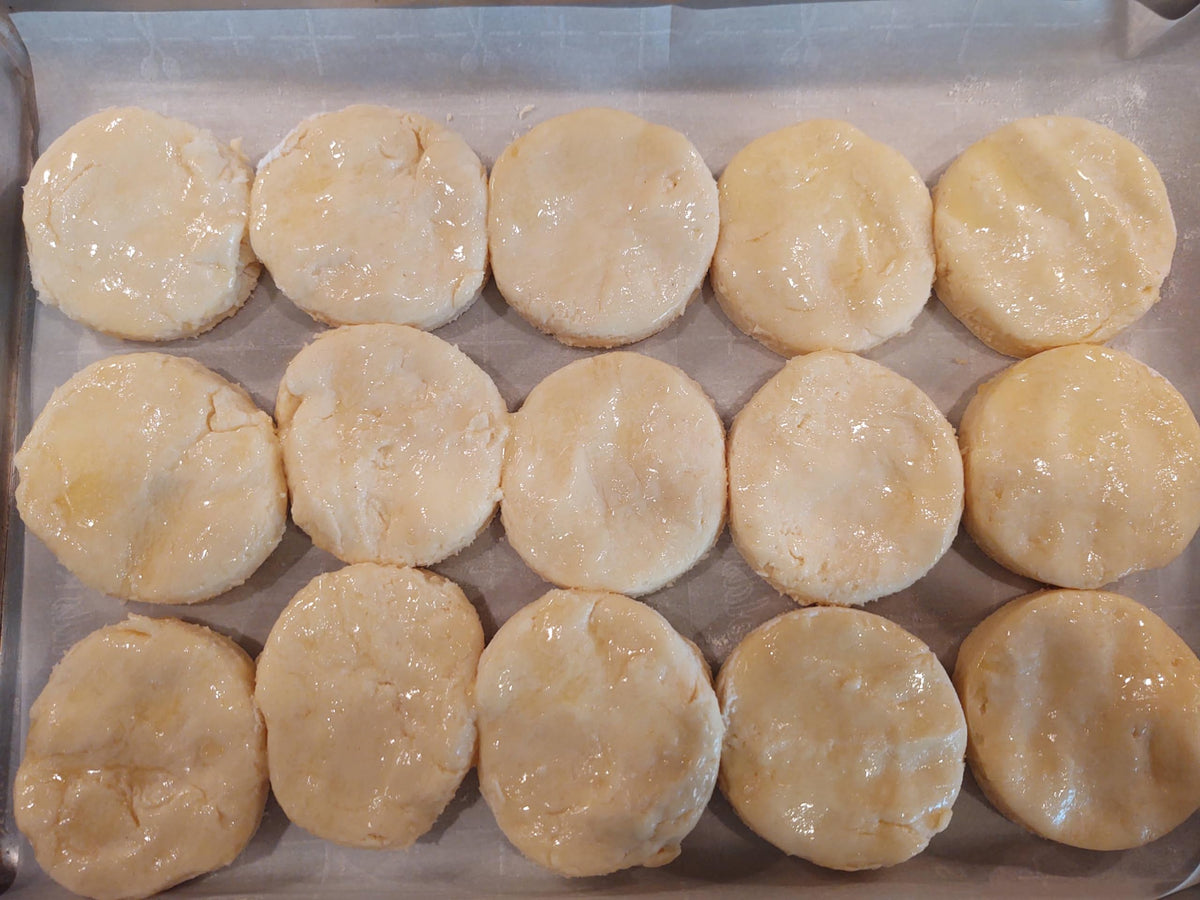 Glutenfreeee family dining biscuits served at the table.