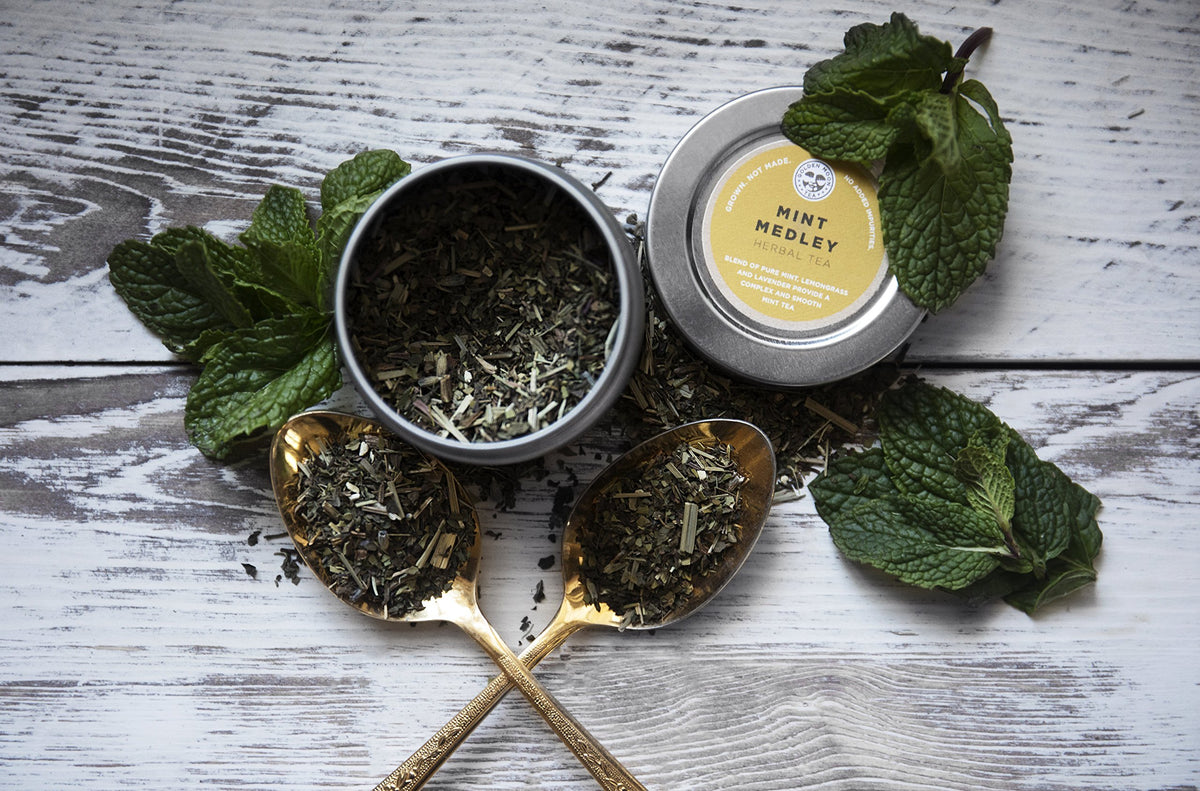 Golden Moon Tea gift-set packaging ideal for gifting tea lovers