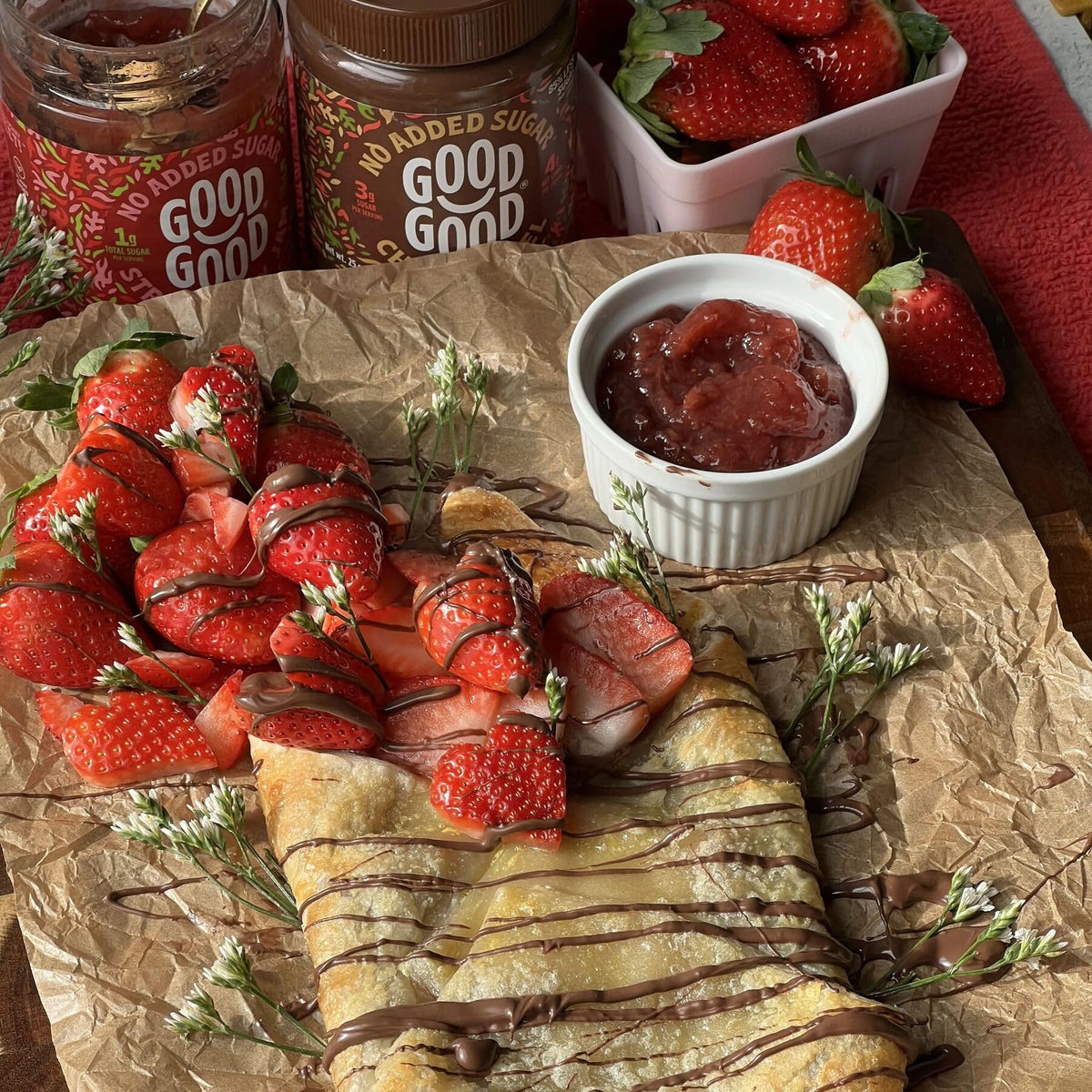 Spoonfuls of Good Good on a spoon, keto-friendly indulgence.