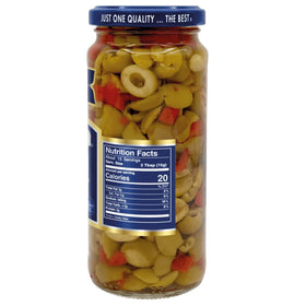 Goya olives with pimientos in strips, perfect as a tapas garnish.