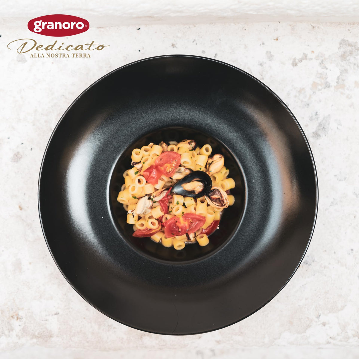 Granoro clean-label pasta made with durum wheat semolina and water.