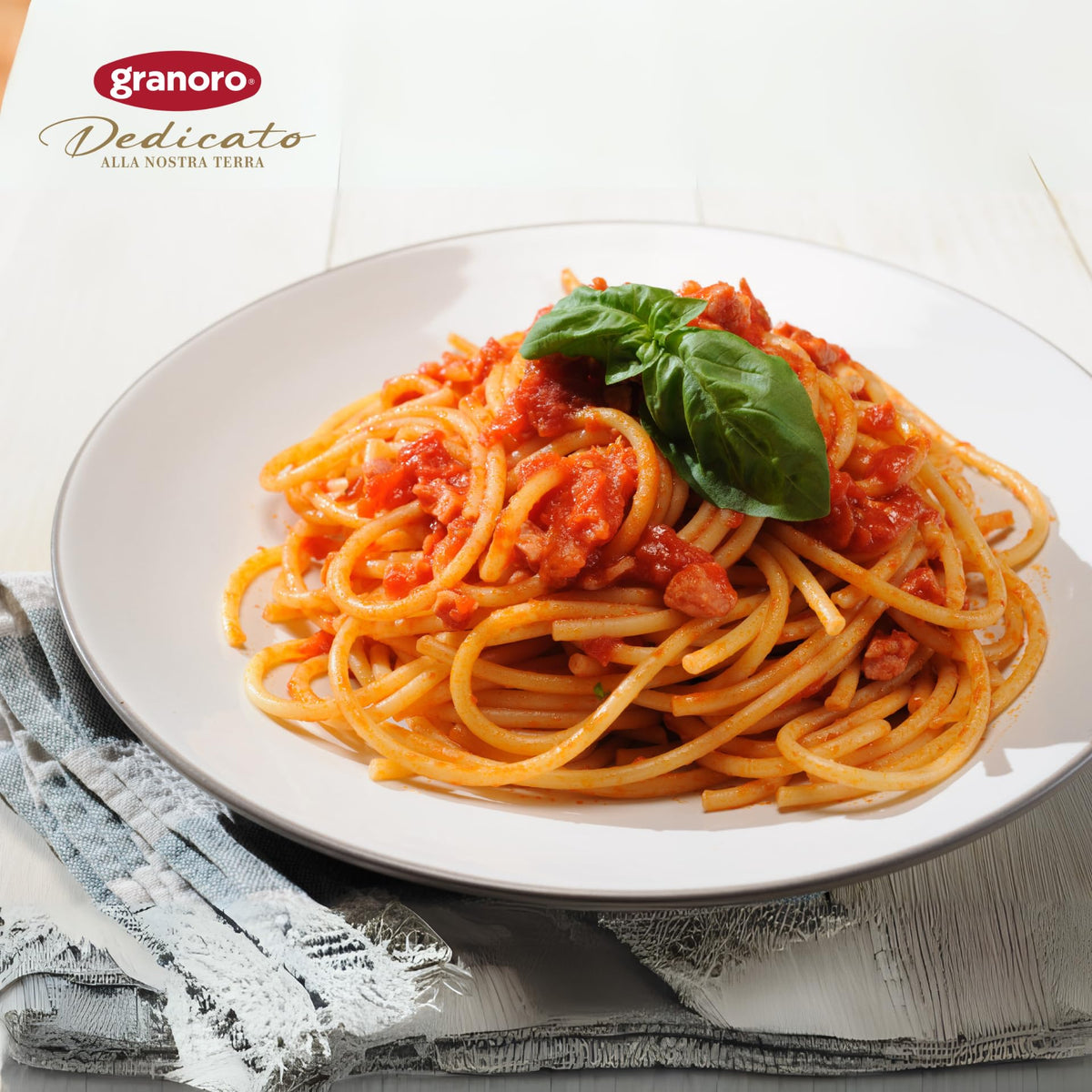 Granoro Dedicato Bucatini slow-dried process enhances flavor and bite.
