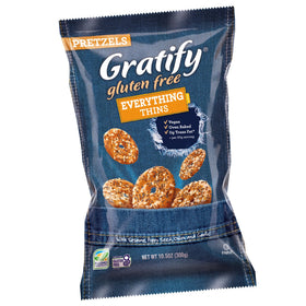 Gratify Gluten Free Everything Thins crisp closeup showing bold onion-garlic seasoning for craveable snacking.