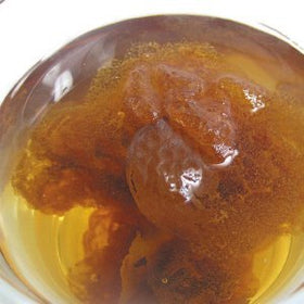 Greenhilltea pang-dahai-nut-skin-swells visible in hot water for a rich brew