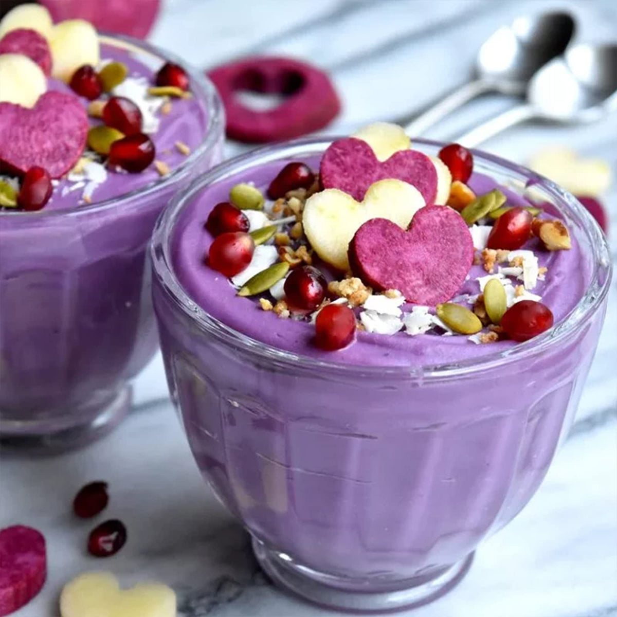 Bright purple color enhances drinks and toppings.