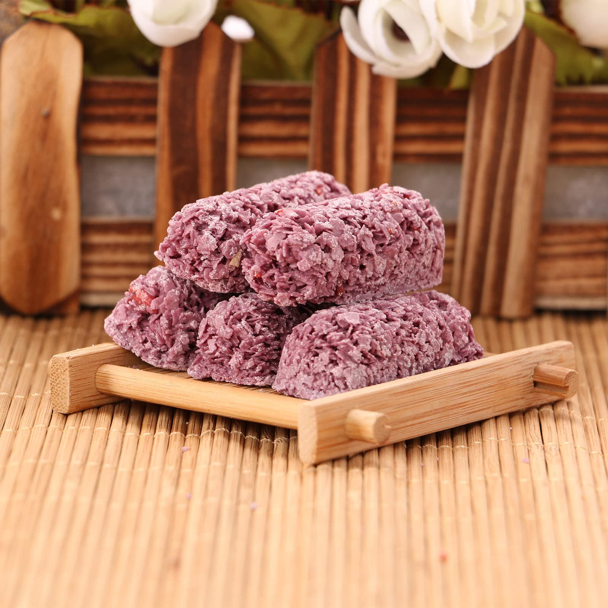 Versatile ingredient for desserts and healthy snacks.
