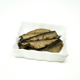 Grilled Catch Riga Sprats open can oil – quick addition to salads and bowls.
