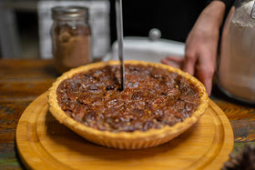 Grupo La Nogalera pecans snack-ready for keto or high-fat recipes