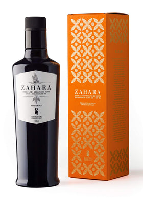 Oleificio Guccione Zahara EVOO bottle front highlights premium Sicilian flavor for home cooking.