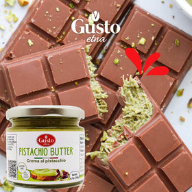 Gusto Etna Italian pistachios close-up highlights authentic ingredients